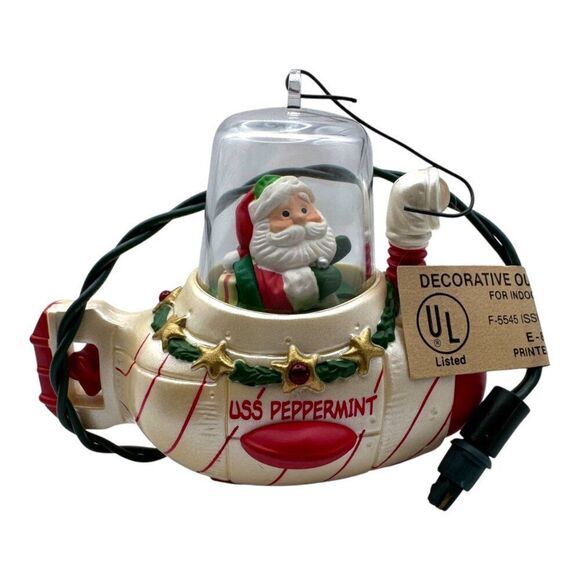 1992 Hallmark Keepsake Magic Light Up Santa Sub USS Peppermint Ornament Vintage - Picture 3 of 5